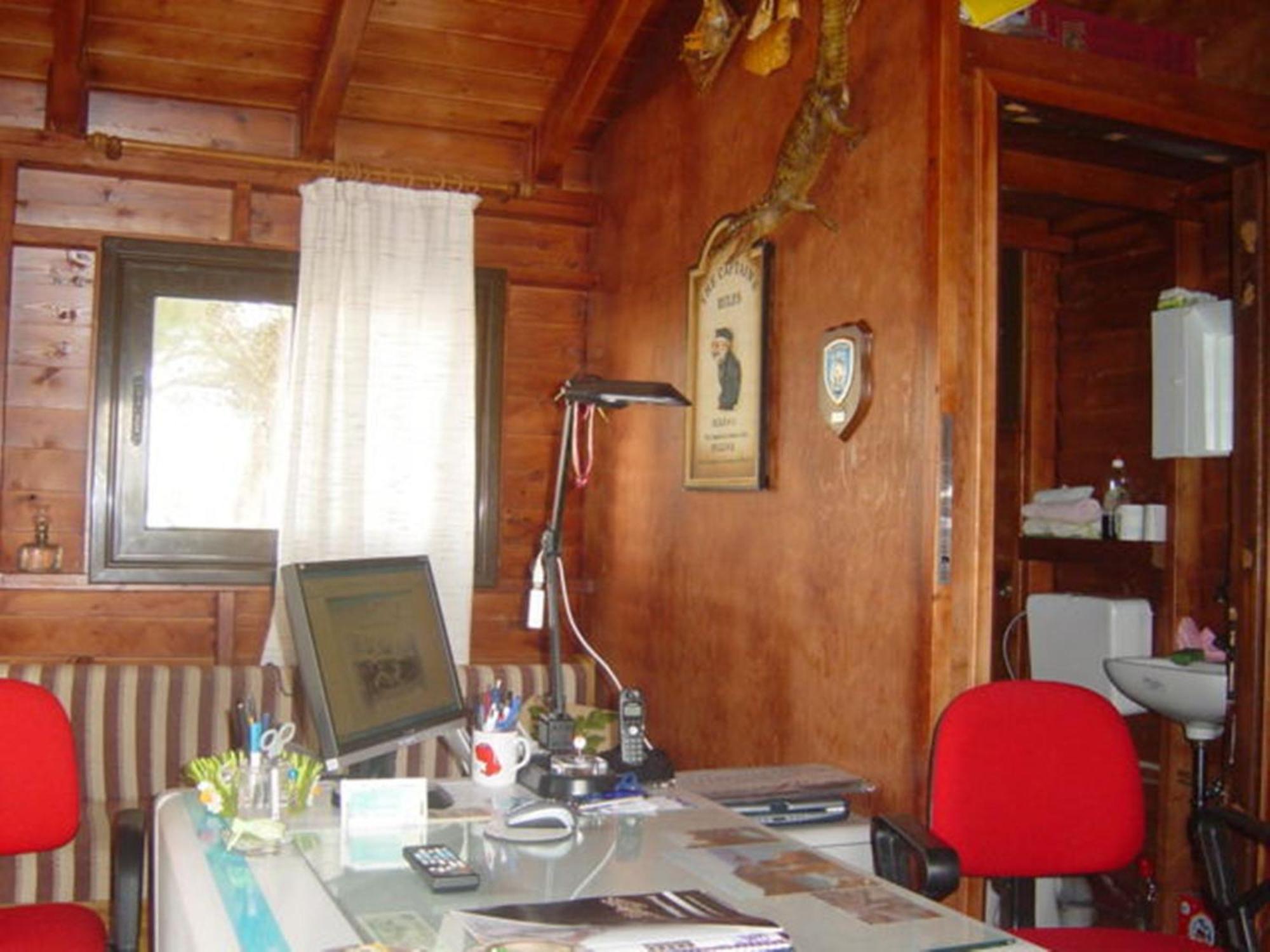 Anchor Lixouri